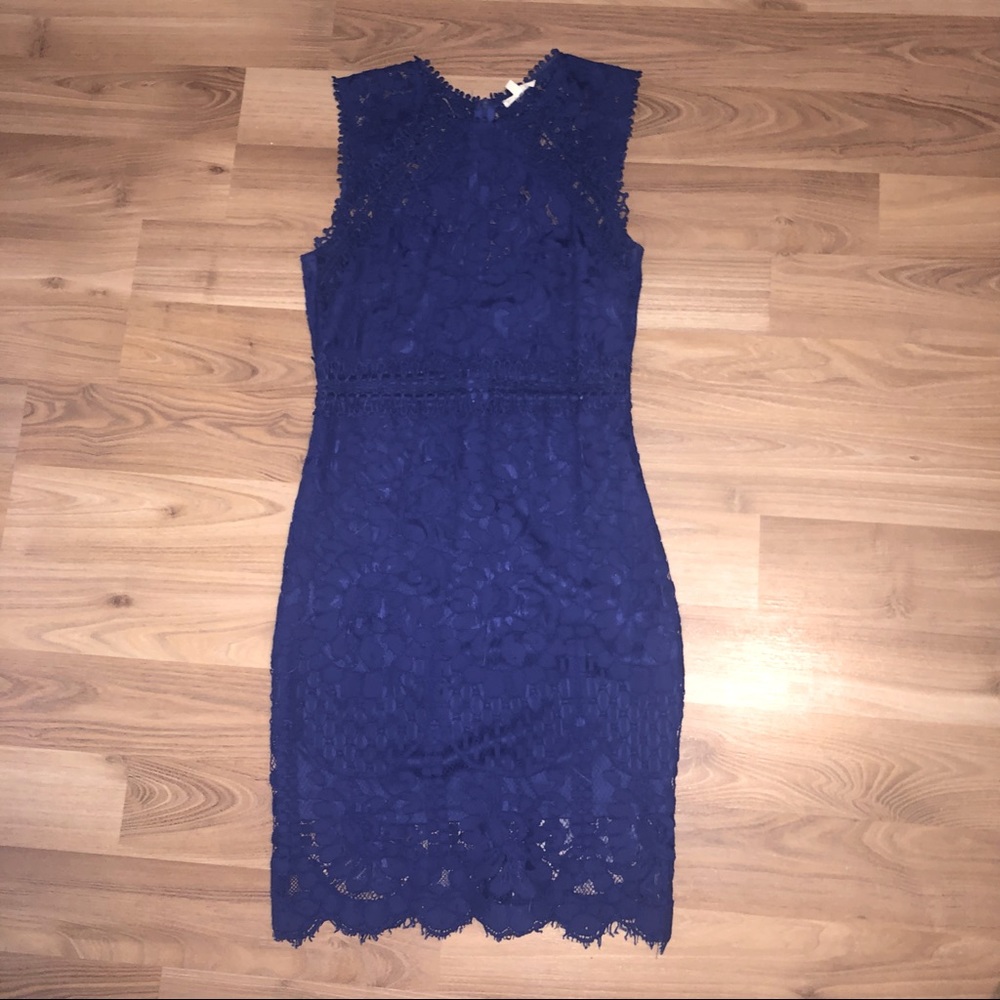 Mainstrip Medium Blue Lace dress